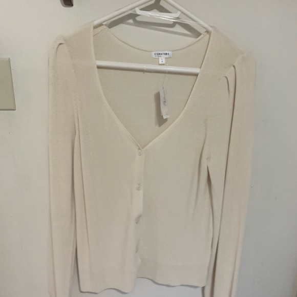NWT Cream cardigan - Picture 2 of 2